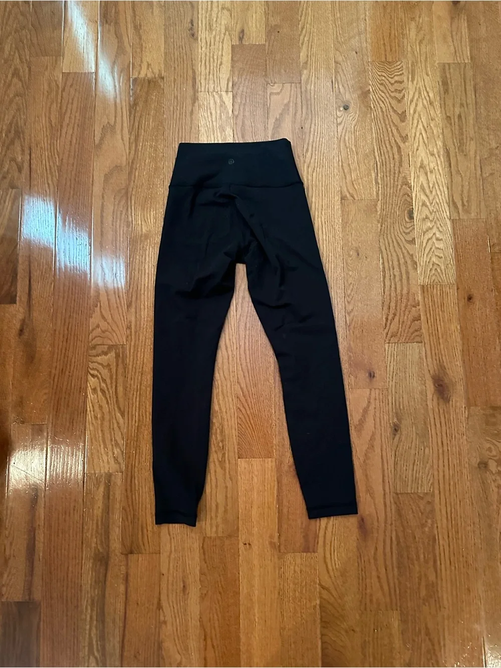 black lululemon leggings size 4 or 6